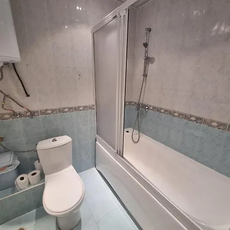 Apartament With Balcony 300m From