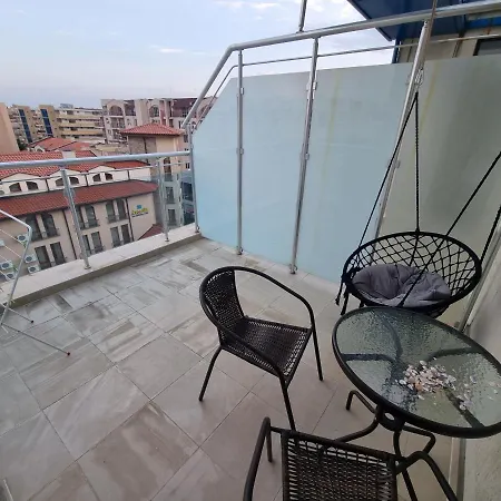 Appartement With Balcony 300m From