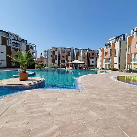 Appartement With Balcony 300m From